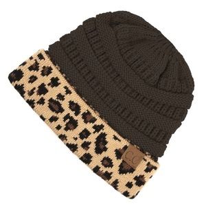 Knitted Beanie Hat Brown/Animal Print